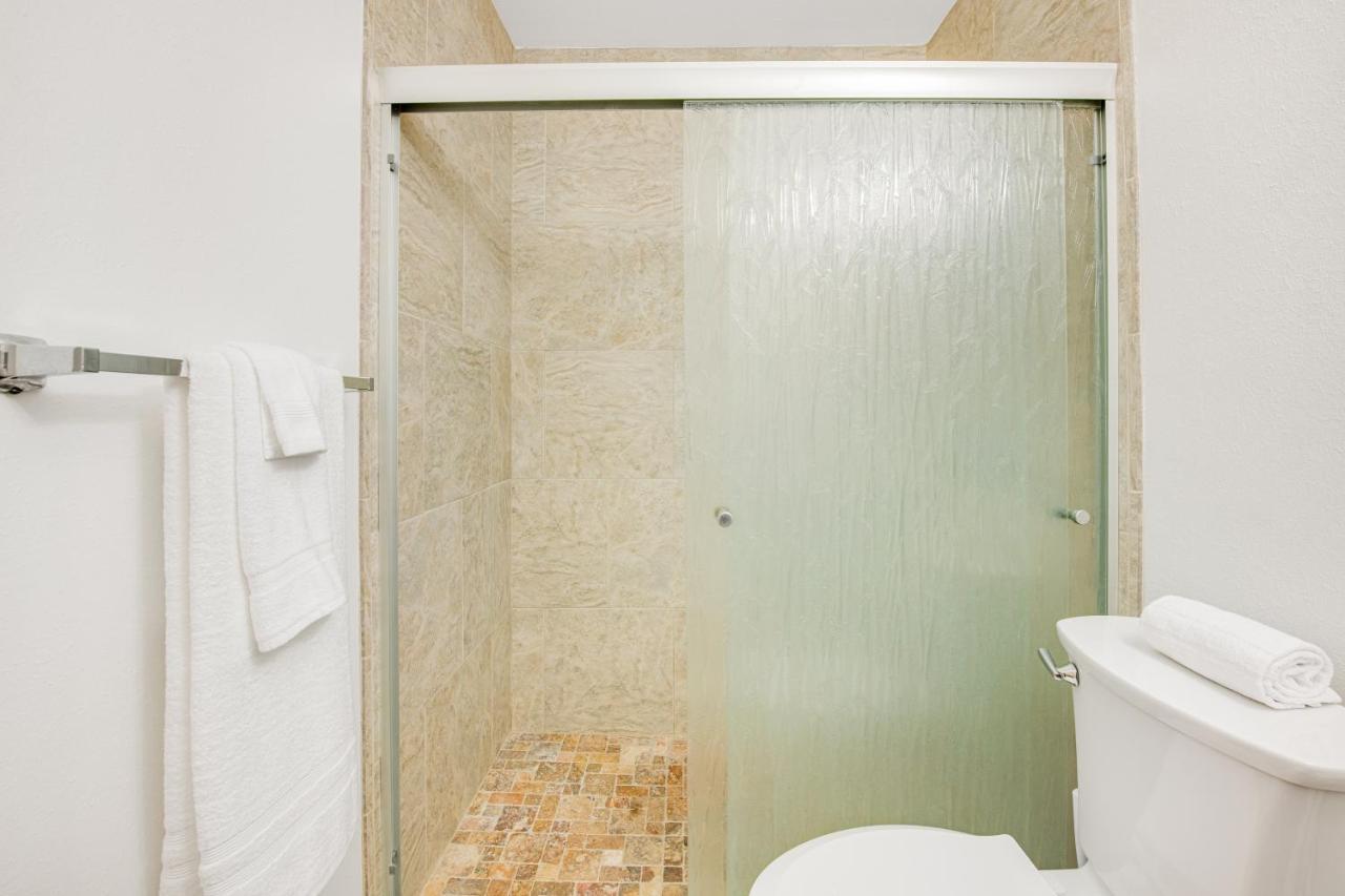 Kona Mansions D-226 Apartment Kailua-Kona Bagian luar foto