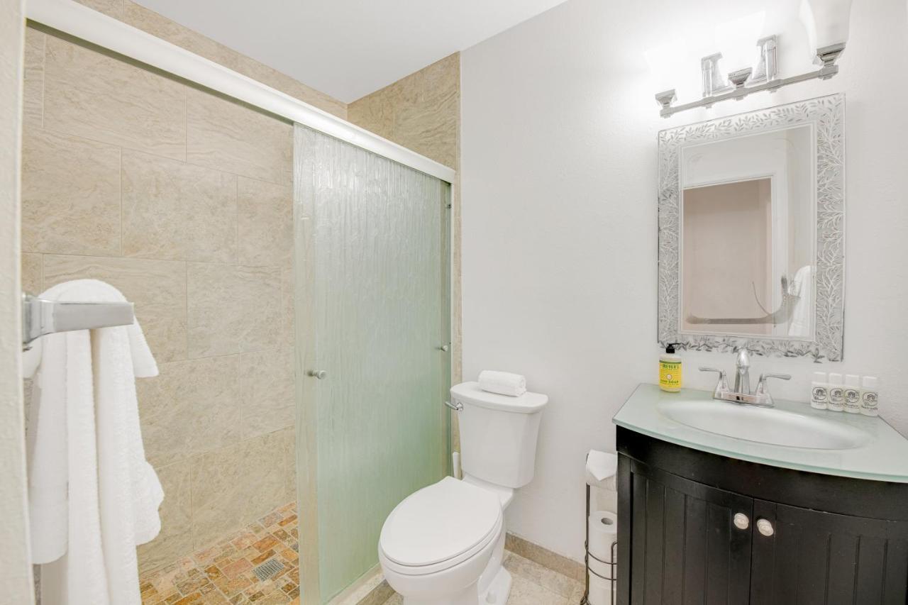 Kona Mansions D-226 Apartment Kailua-Kona Bagian luar foto